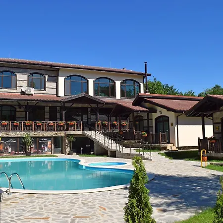 тодорини кукли