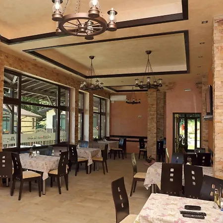 тодорини кукли *